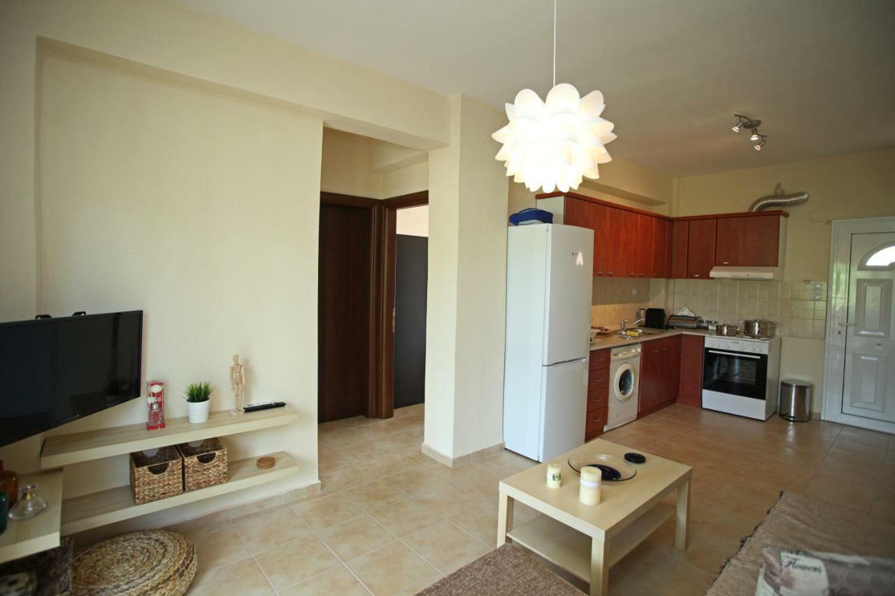 Anna'S Apartment Скала-Фуркас Экстерьер фото