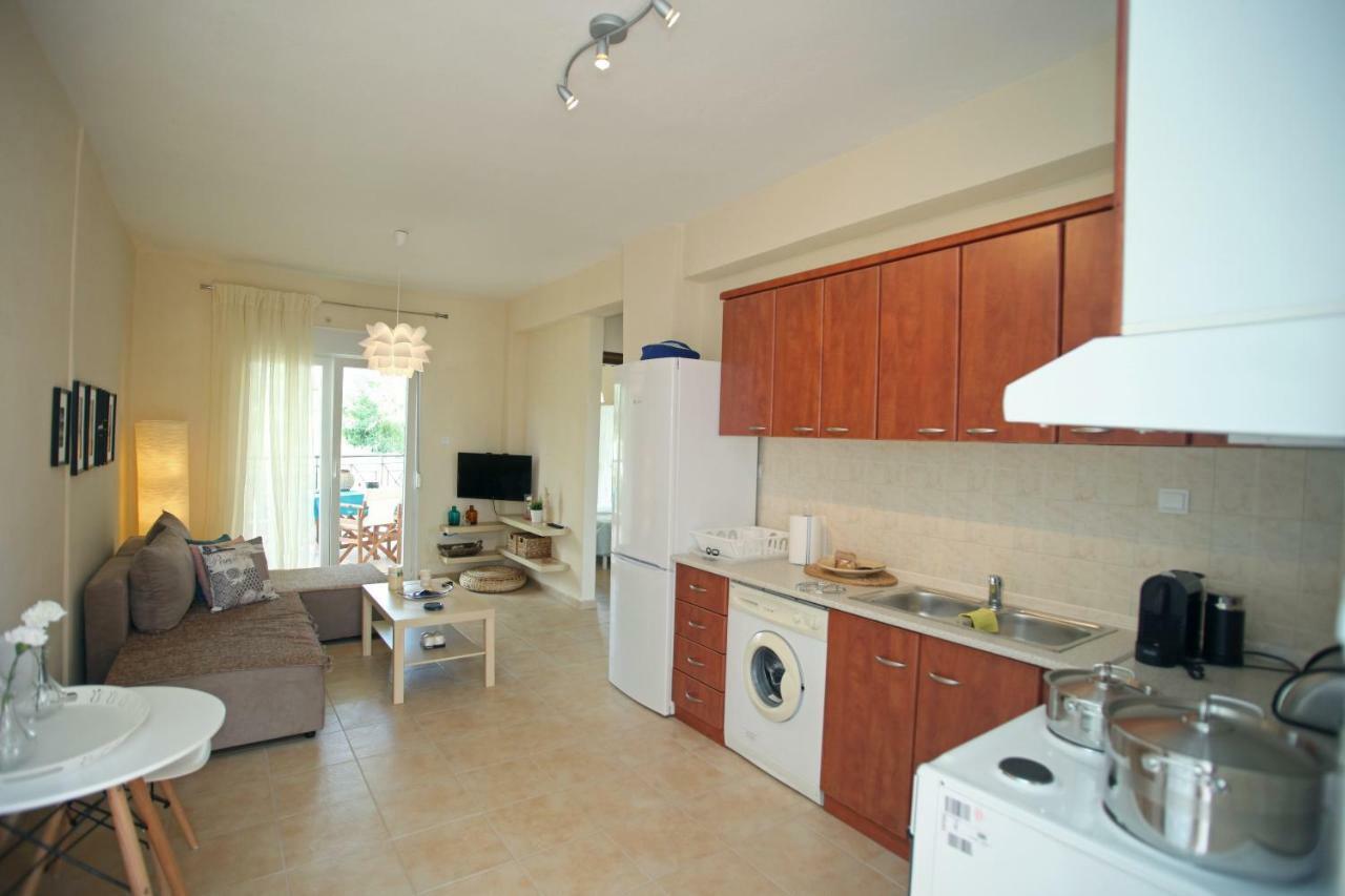 Anna'S Apartment Скала-Фуркас Экстерьер фото